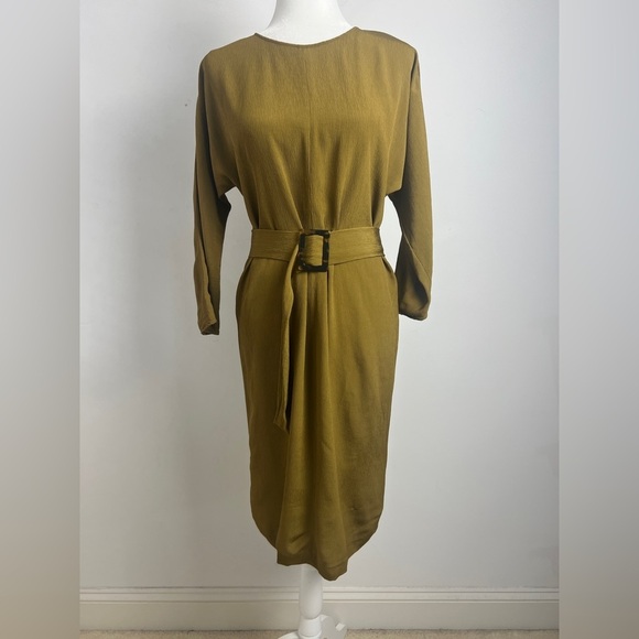 Massimo Dutti Dresses & Skirts - Massimo Dutti Size 4 Olive Green Chic Minimalist Textured Knee Length Dress‎